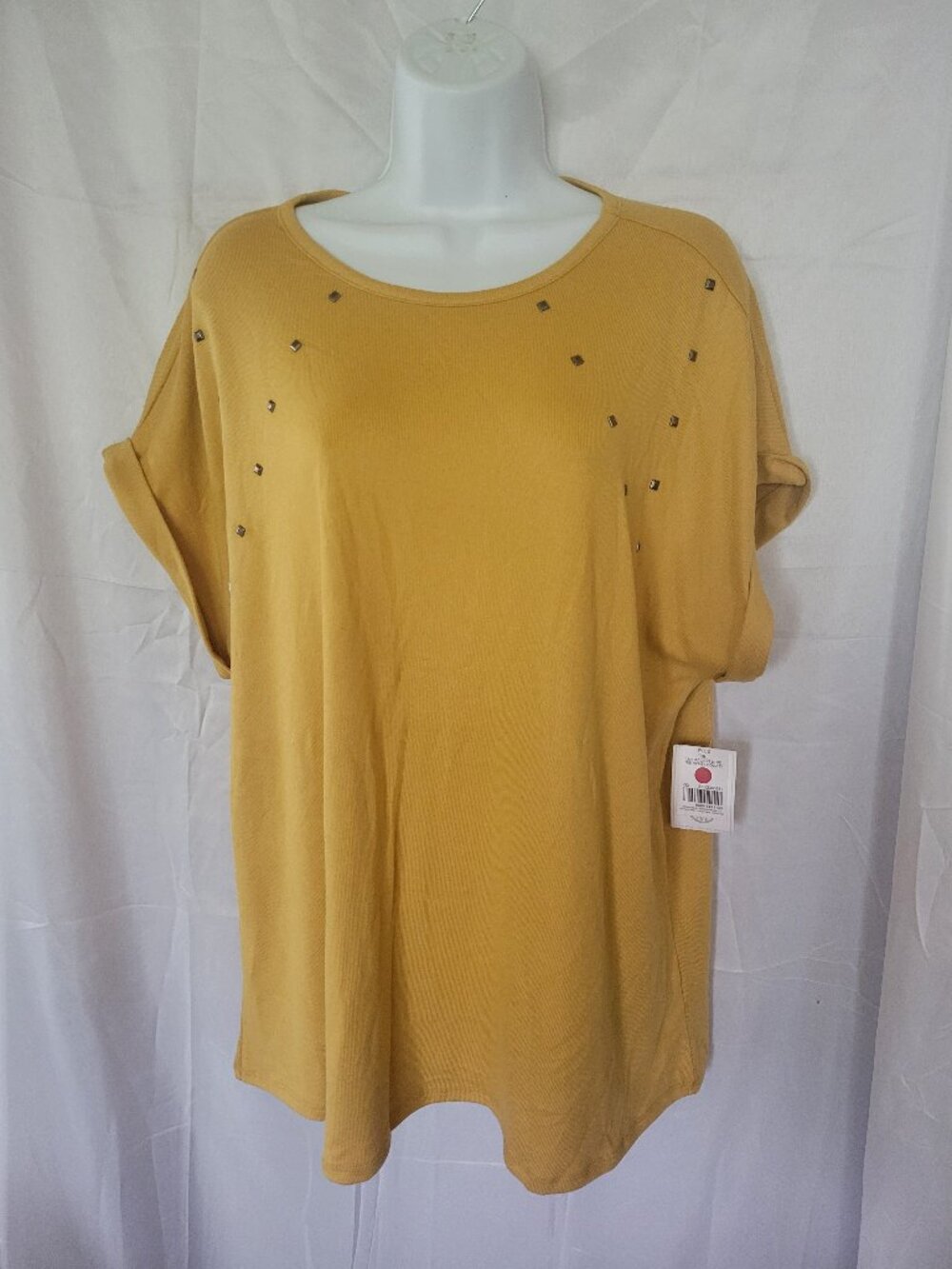 NWT Linda Mathews Women's Honey Gold Embellished Knit Top Cuffed Cap Sleeve